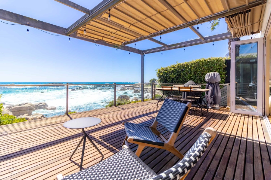 To Let 2 Bedroom Property for Rent in Bakoven Western Cape